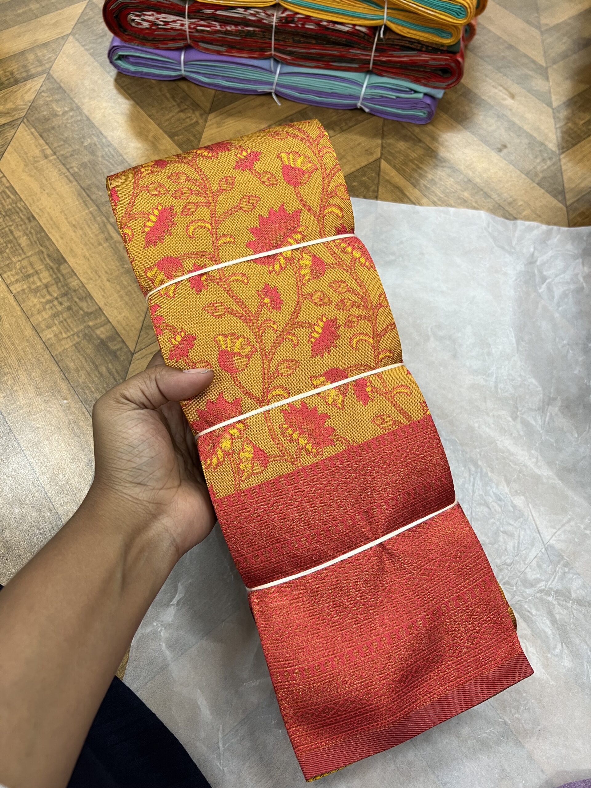 Small pichwai hit seller