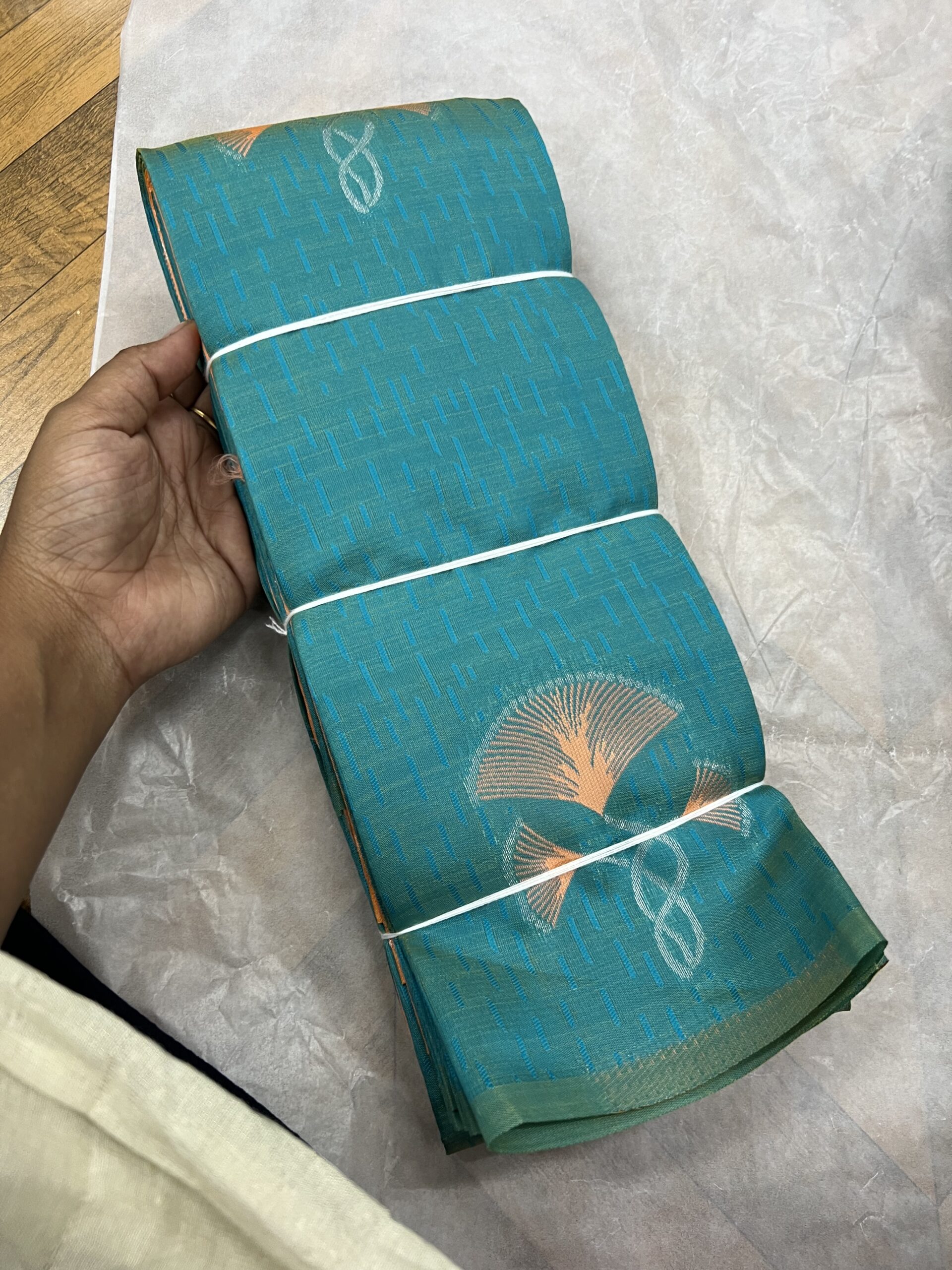 Triple leaf border less soft