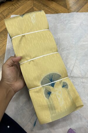 Triple leaf border less soft