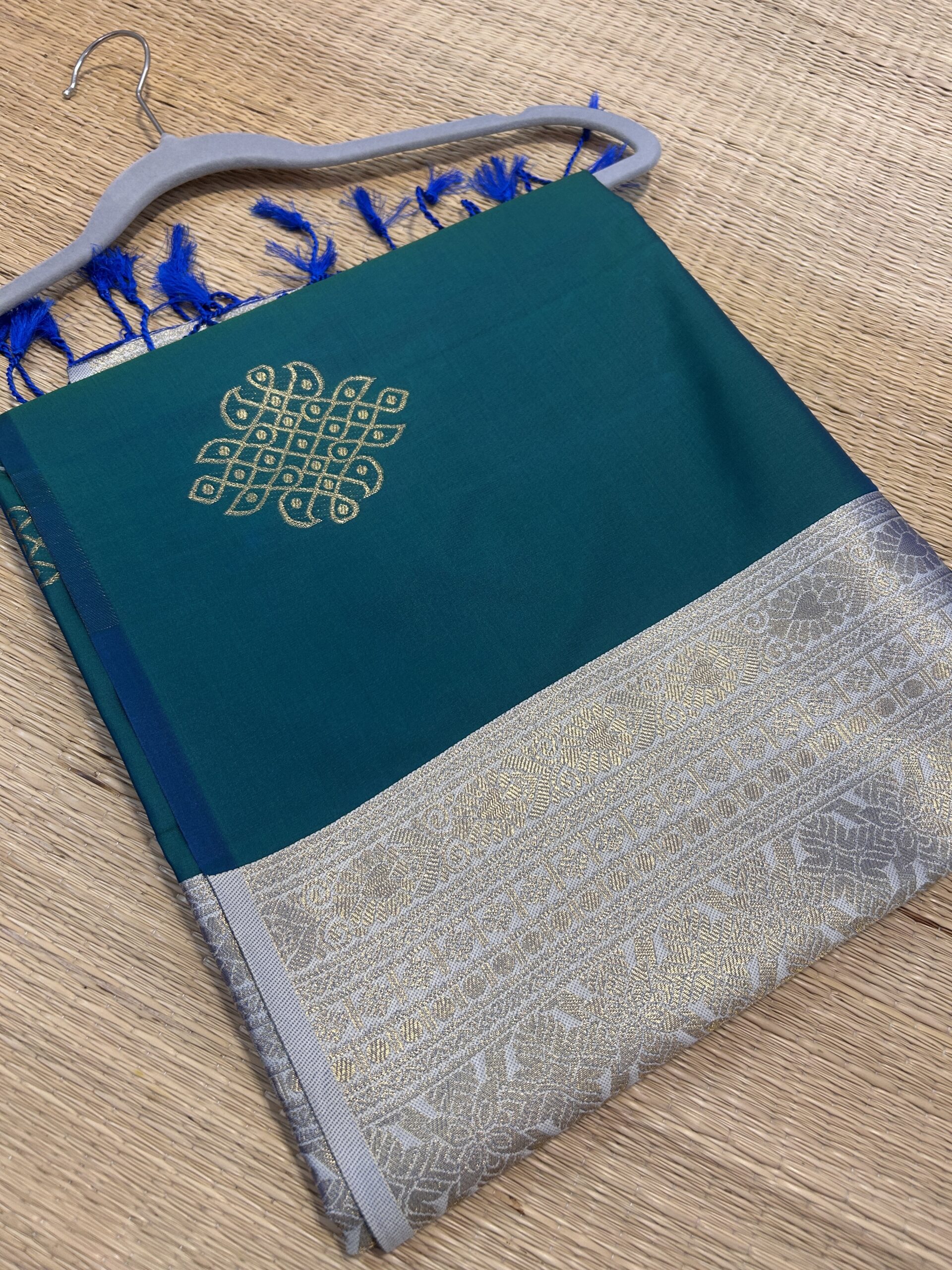 Hit selling Kolam soft silk - Image 3