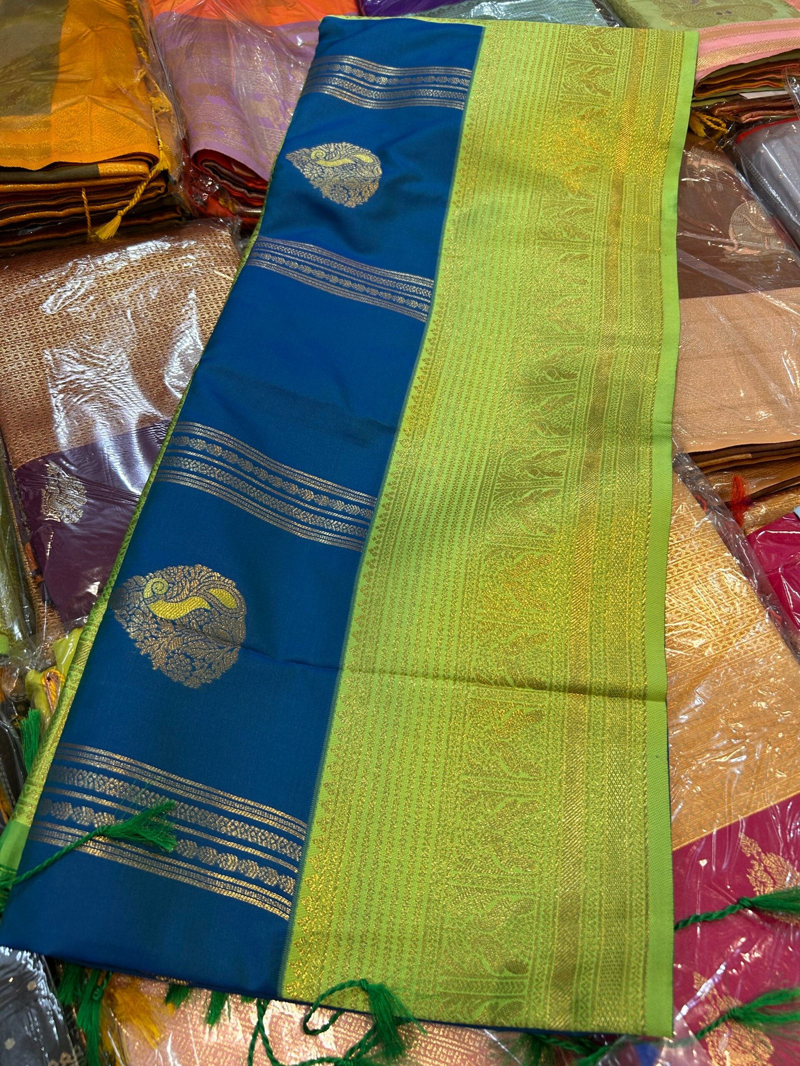 Matka glaze silk
