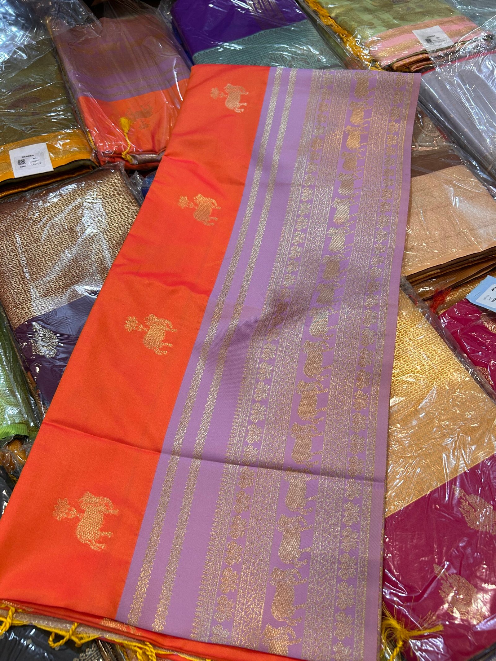Pichwai Matka glaze silk - Image 2