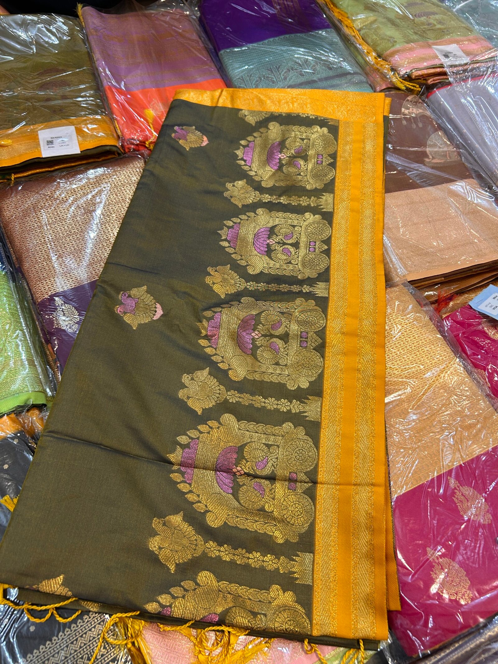 Matka glaze silk