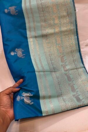 Dual shade peacock Matka glaze silk