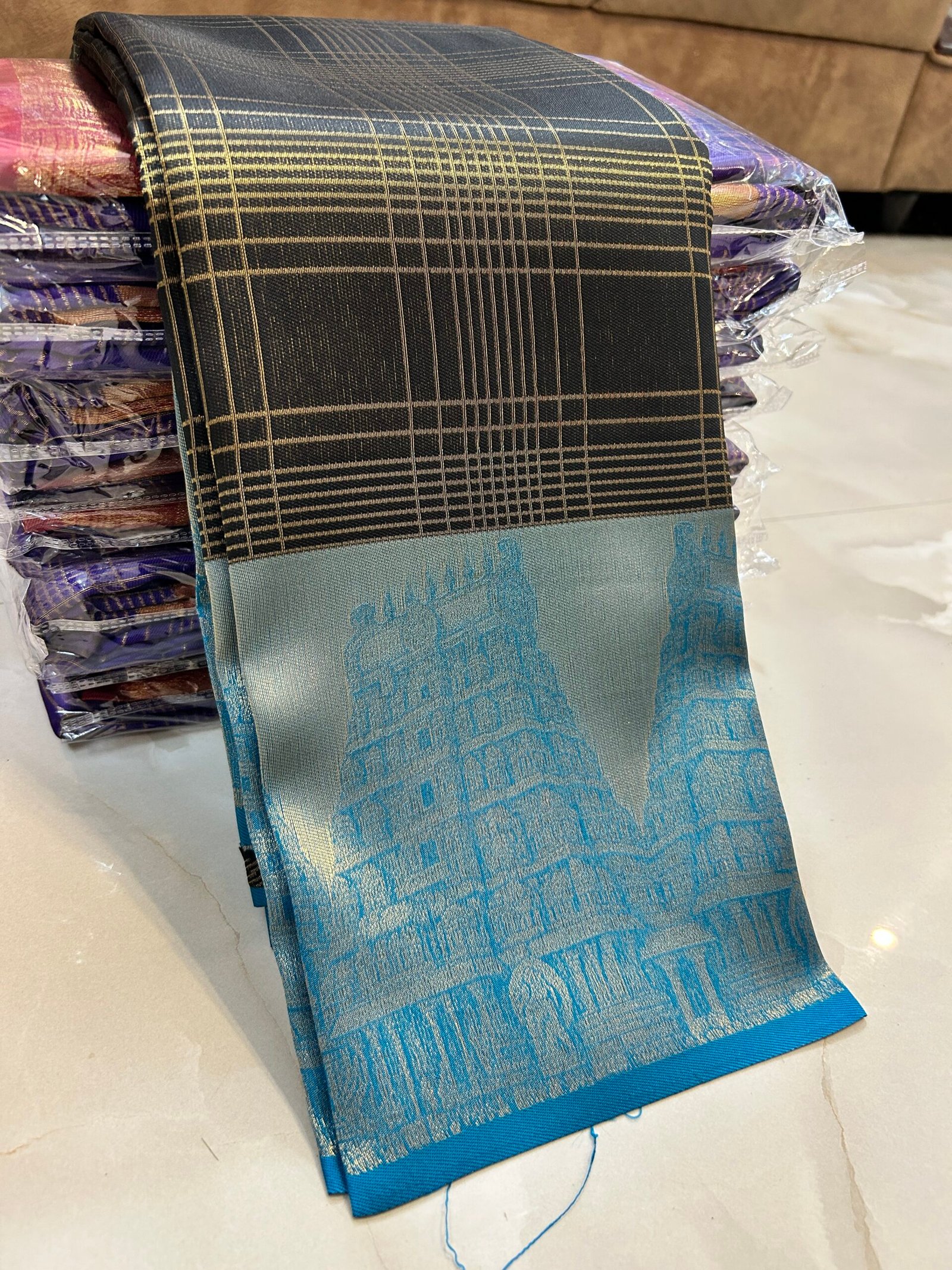 Jet Black powder blue Srirangam - Image 4