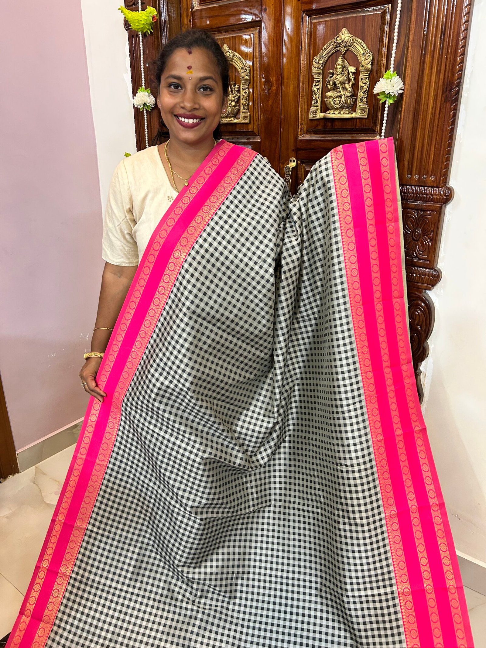 Fuchsia Bloom MADRAS KATTAM