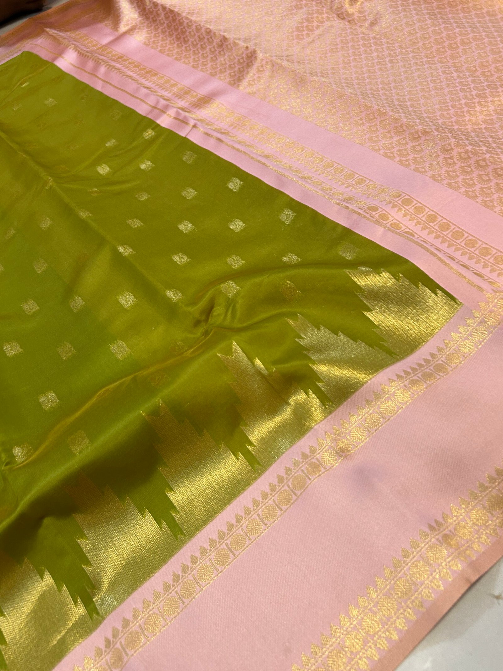 Pistachio Green TEMPLE KORVAI - Image 4