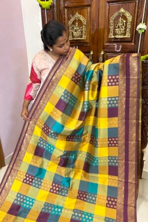Mayil chakkaram
