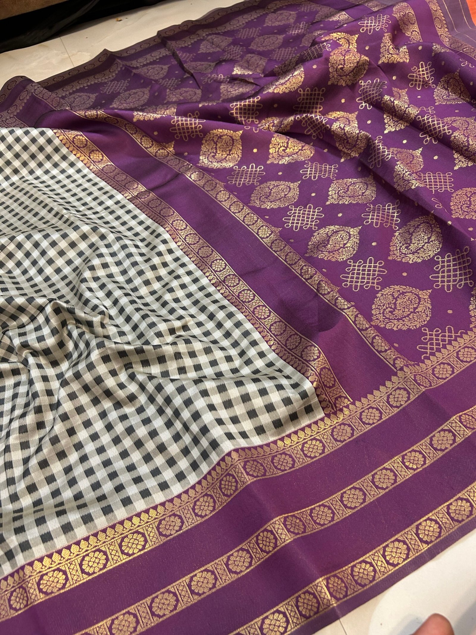 Burgundy MADRAS KATTAM - Image 3